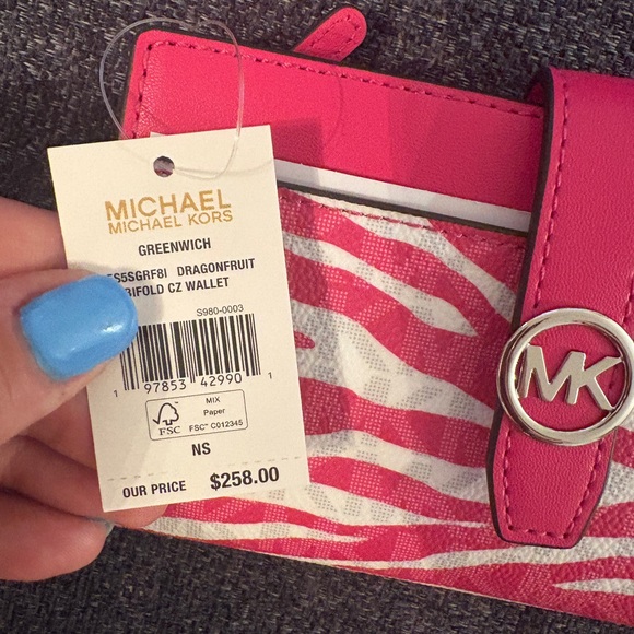 Michael Kors Pink and White Zebra Wallet - Picture 6 of 14
